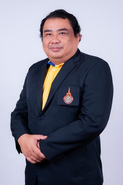 อาจารย์นครินทร์ กลั่นบุศย์